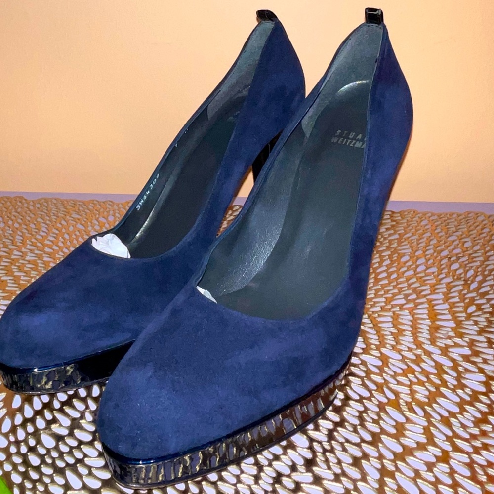 Stuart Weiztman Navy blue suede heels with slight platform ****AVAILABLE ****